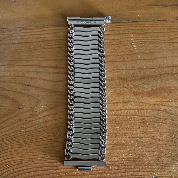 Juicy Couture Rare Wide Silver Tone Cuff Bracelet - Picture 4 of 12